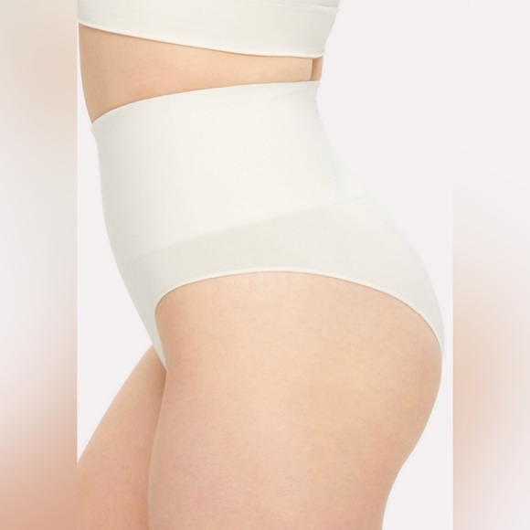 Yitty + Fabletics Nearly Naked Shapewear HW Brief | Ivory | M-L | NWT - Picture 5 of 8